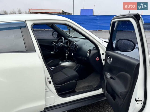 Белый Ниссан Жук, объемом двигателя 1.6 л и пробегом 148 тыс. км за 9800 $, фото 11 на Automoto.ua