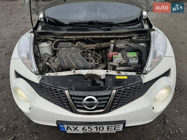 Белый Ниссан Жук, объемом двигателя 1.6 л и пробегом 145 тыс. км за 9700 $, фото 11 на Automoto.ua