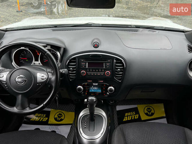 Белый Ниссан Жук, объемом двигателя 1.6 л и пробегом 165 тыс. км за 8999 $, фото 9 на Automoto.ua