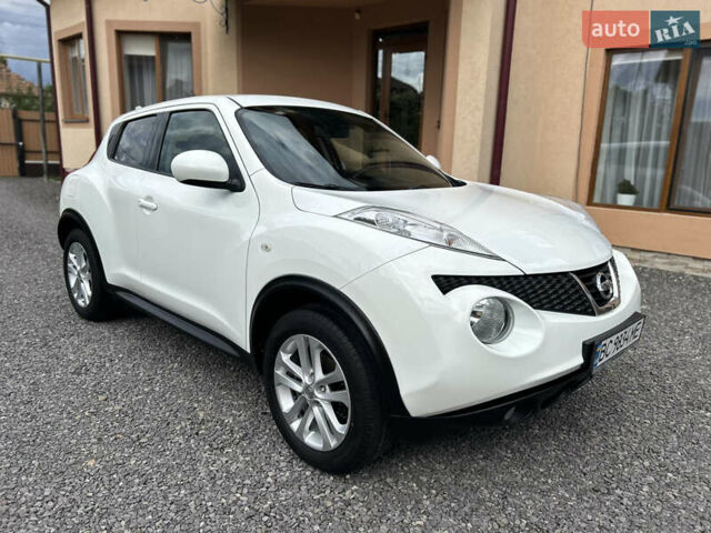 Белый Ниссан Жук, объемом двигателя 1.5 л и пробегом 235 тыс. км за 9200 $, фото 3 на Automoto.ua