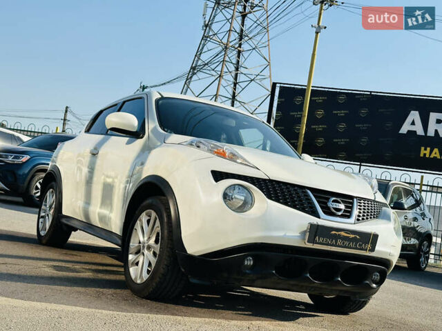 Белый Ниссан Жук, объемом двигателя 1.6 л и пробегом 133 тыс. км за 10800 $, фото 8 на Automoto.ua