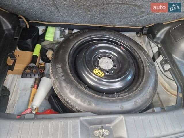 Белый Ниссан Жук, объемом двигателя 1.6 л и пробегом 121 тыс. км за 10200 $, фото 21 на Automoto.ua
