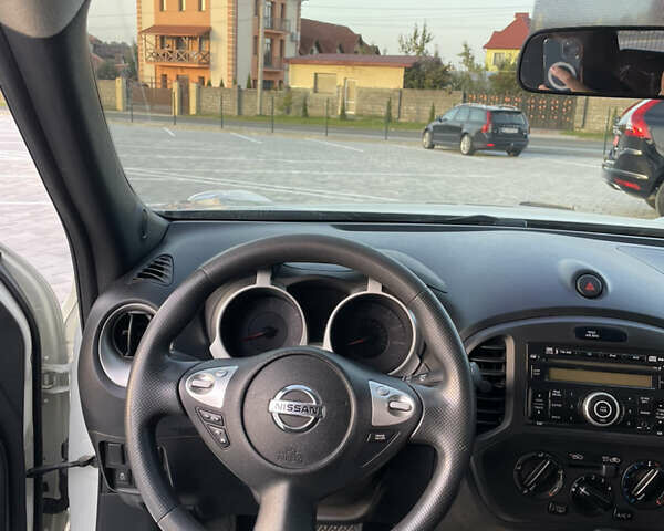 Белый Ниссан Жук, объемом двигателя 1.62 л и пробегом 230 тыс. км за 8999 $, фото 37 на Automoto.ua