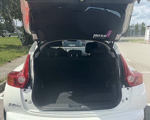 Білий Ніссан Жук, об'ємом двигуна 1.6 л та пробігом 160 тис. км за 9500 $, фото 7 на Automoto.ua