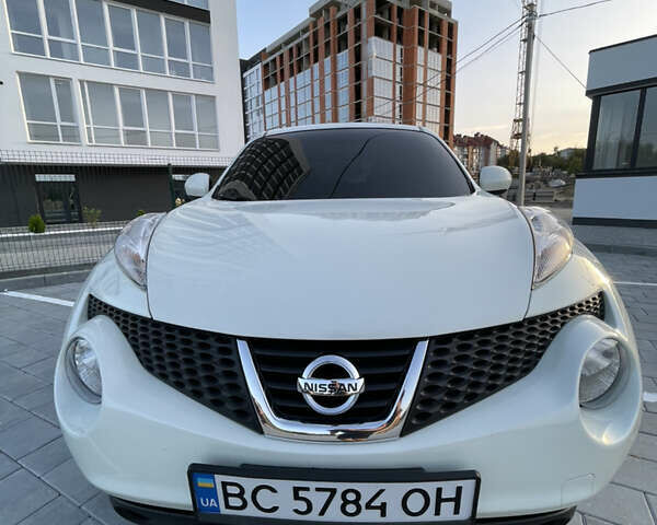 Белый Ниссан Жук, объемом двигателя 1.62 л и пробегом 230 тыс. км за 8999 $, фото 33 на Automoto.ua