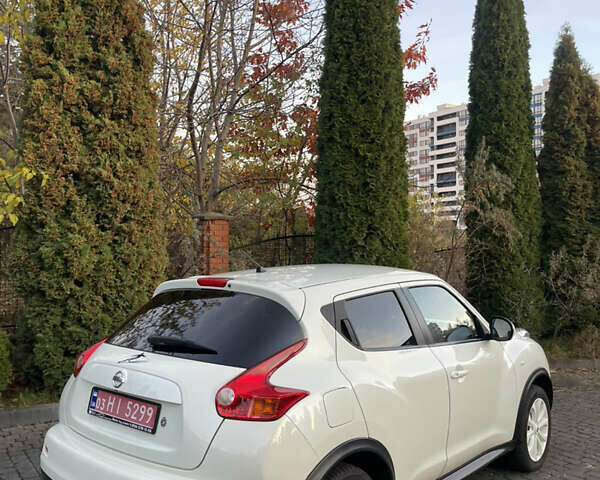 Білий Ніссан Жук, об'ємом двигуна 1.6 л та пробігом 155 тис. км за 10599 $, фото 7 на Automoto.ua