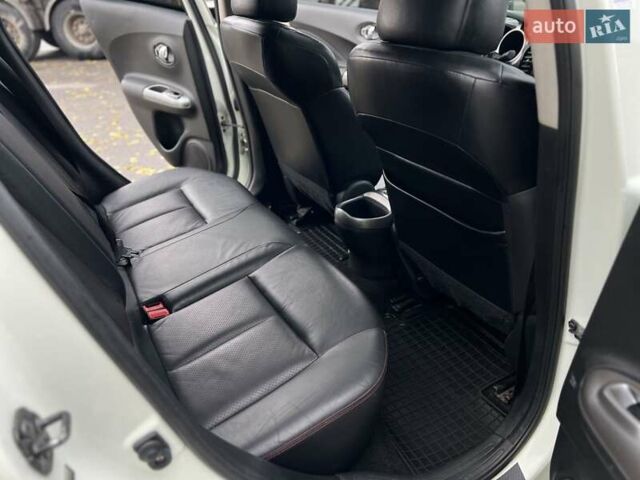 Белый Ниссан Жук, объемом двигателя 1.6 л и пробегом 255 тыс. км за 8999 $, фото 49 на Automoto.ua