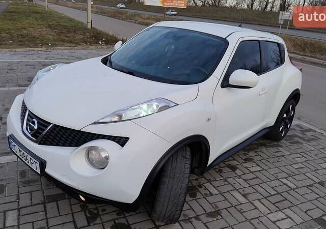 Белый Ниссан Жук, объемом двигателя 1.46 л и пробегом 237 тыс. км за 8800 $, фото 8 на Automoto.ua