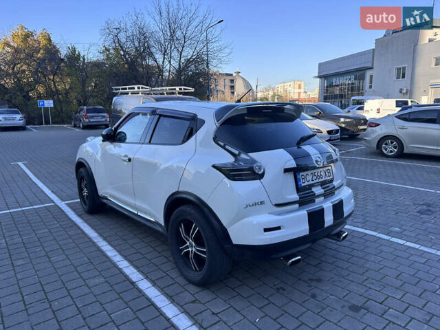 Білий Ніссан Жук, об'ємом двигуна 1.62 л та пробігом 226 тис. км за 10800 $, фото 5 на Automoto.ua