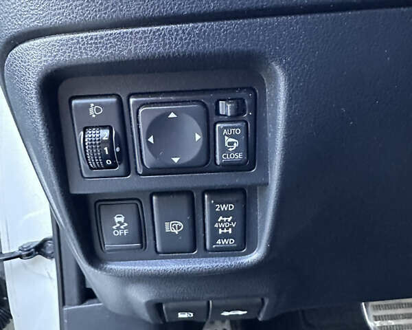 Білий Ніссан Жук, об'ємом двигуна 1.62 л та пробігом 226 тис. км за 10800 $, фото 19 на Automoto.ua