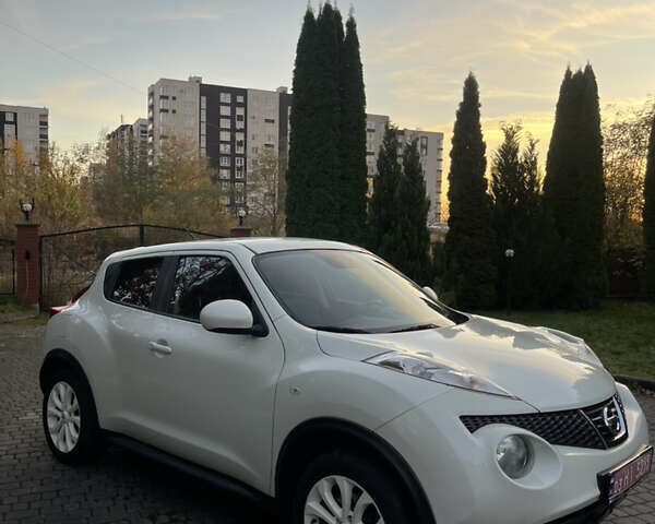 Білий Ніссан Жук, об'ємом двигуна 1.6 л та пробігом 155 тис. км за 10599 $, фото 6 на Automoto.ua