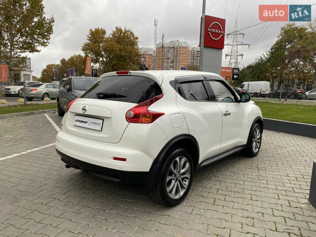 Белый Ниссан Жук, объемом двигателя 1.6 л и пробегом 138 тыс. км за 10500 $, фото 7 на Automoto.ua