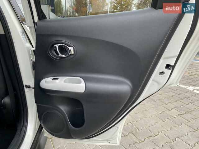 Белый Ниссан Жук, объемом двигателя 1.6 л и пробегом 138 тыс. км за 10500 $, фото 15 на Automoto.ua