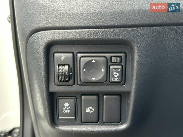 Білий Ніссан Жук, об'ємом двигуна 1.6 л та пробігом 147 тис. км за 9500 $, фото 35 на Automoto.ua