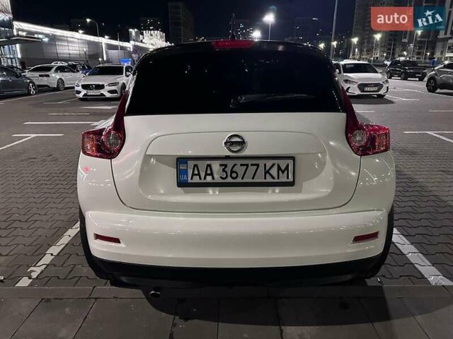 Білий Ніссан Жук, об'ємом двигуна 1.6 л та пробігом 105 тис. км за 10000 $, фото 10 на Automoto.ua