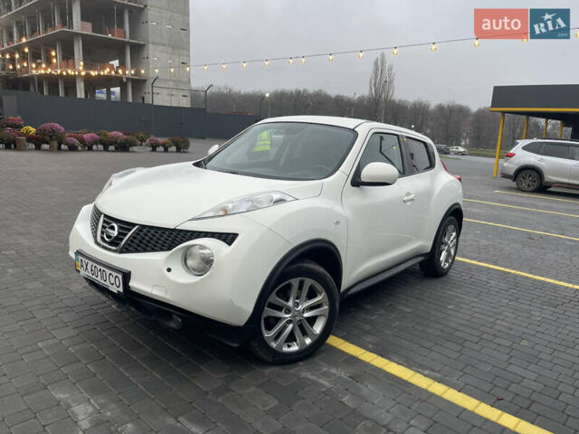 Белый Ниссан Жук, объемом двигателя 1.6 л и пробегом 93 тыс. км за 10399 $, фото 18 на Automoto.ua