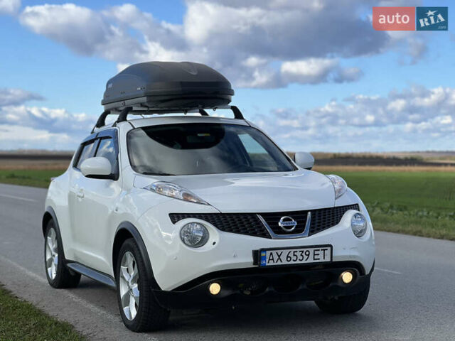 Ниссан Жук 2012 в Черновцах на Automoto.ua Белый Ниссан Жук, объемом двигателя 1.6 л и пробегом 137 тыс. км за 9200 $, фото 2 на Automoto.ua