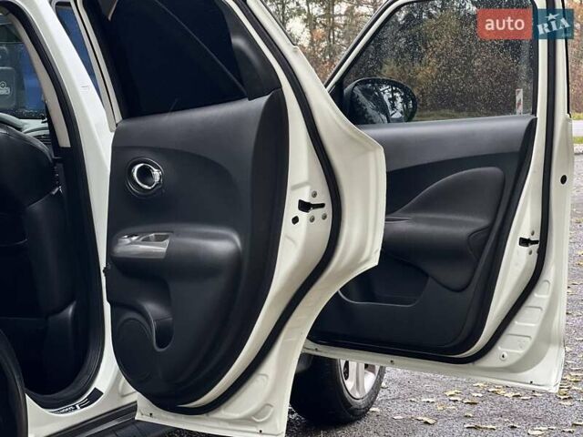 Белый Ниссан Жук, объемом двигателя 1.6 л и пробегом 255 тыс. км за 8999 $, фото 45 на Automoto.ua