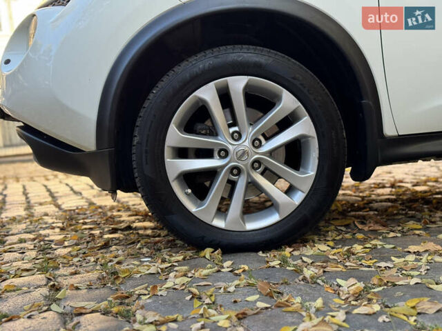 Белый Ниссан Жук, объемом двигателя 1.62 л и пробегом 126 тыс. км за 10999 $, фото 12 на Automoto.ua