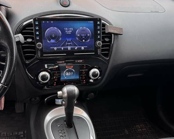 Белый Ниссан Жук, объемом двигателя 1.6 л и пробегом 169 тыс. км за 9500 $, фото 3 на Automoto.ua