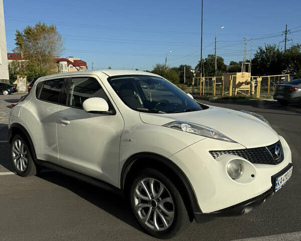 Белый Ниссан Жук, объемом двигателя 1.6 л и пробегом 90 тыс. км за 10499 $, фото 5 на Automoto.ua