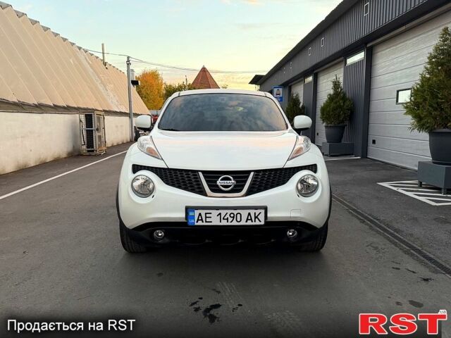 Ниссан Жук 2012 в Днепре (Днепропетровске) на Automoto.ua Белый Ниссан Жук, объемом двигателя 1.6 л и пробегом 94 тыс. км за 10500 $, фото 1 на Automoto.ua