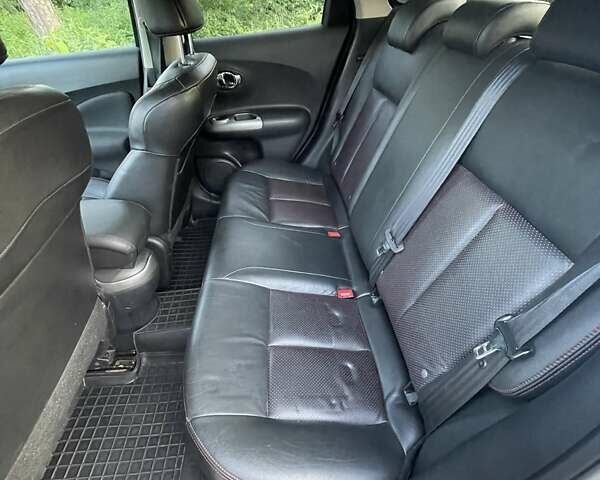 Белый Ниссан Жук, объемом двигателя 1.6 л и пробегом 157 тыс. км за 11700 $, фото 18 на Automoto.ua