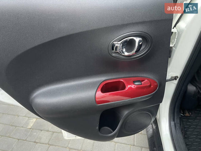 Белый Ниссан Жук, объемом двигателя 1.6 л и пробегом 93 тыс. км за 10399 $, фото 29 на Automoto.ua