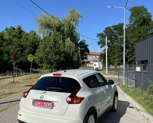 Білий Ніссан Жук, об'ємом двигуна 0 л та пробігом 155 тис. км за 10899 $, фото 12 на Automoto.ua