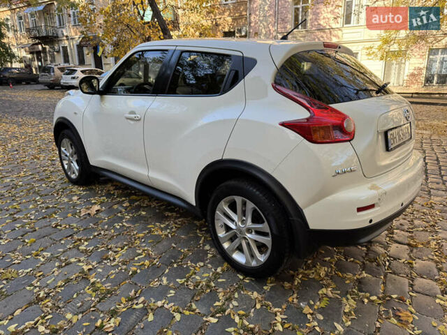 Белый Ниссан Жук, объемом двигателя 1.62 л и пробегом 126 тыс. км за 10999 $, фото 13 на Automoto.ua