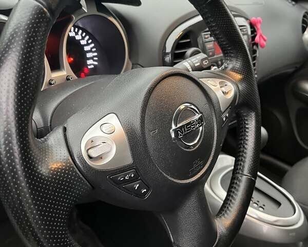 Белый Ниссан Жук, объемом двигателя 1.6 л и пробегом 85 тыс. км за 10500 $, фото 8 на Automoto.ua