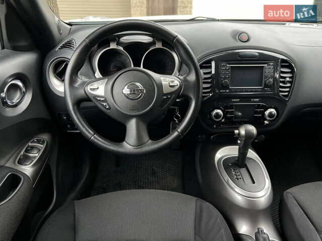 Белый Ниссан Жук, объемом двигателя 1.6 л и пробегом 88 тыс. км за 8900 $, фото 14 на Automoto.ua