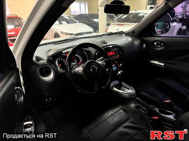 Белый Ниссан Жук, объемом двигателя 1.6 л и пробегом 141 тыс. км за 10900 $, фото 9 на Automoto.ua