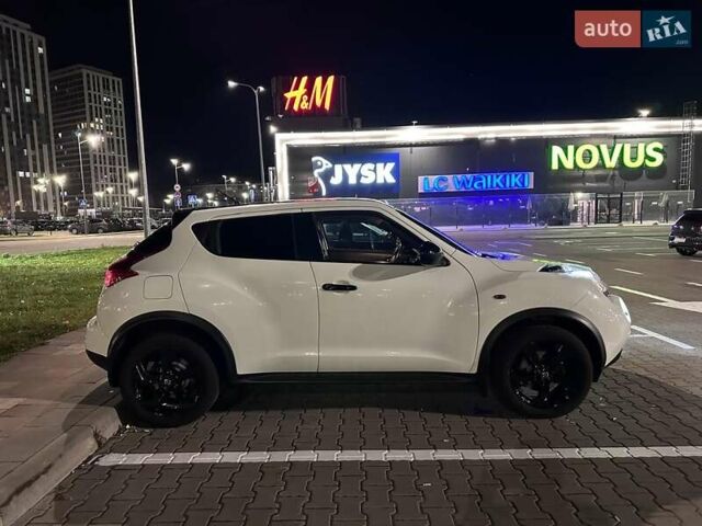 Білий Ніссан Жук, об'ємом двигуна 1.6 л та пробігом 105 тис. км за 10000 $, фото 6 на Automoto.ua