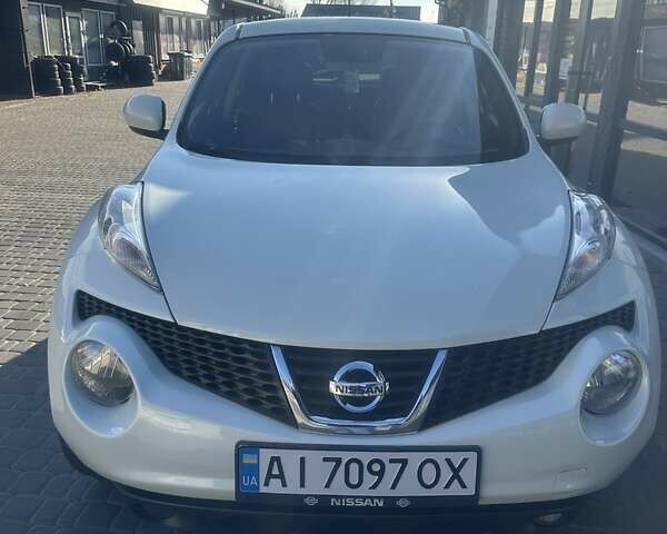 Белый Ниссан Жук, объемом двигателя 1.62 л и пробегом 100 тыс. км за 9900 $, фото 1 на Automoto.ua