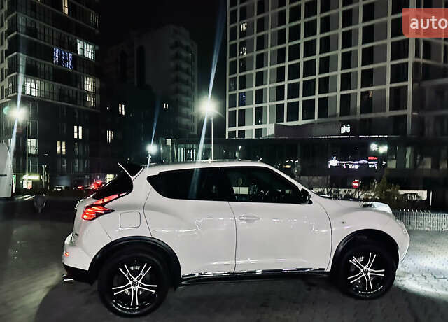 Білий Ніссан Жук, об'ємом двигуна 1.62 л та пробігом 226 тис. км за 10800 $, фото 52 на Automoto.ua