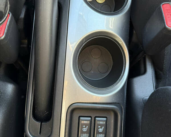 Белый Ниссан Жук, объемом двигателя 1.6 л и пробегом 90 тыс. км за 10499 $, фото 11 на Automoto.ua