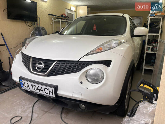 Ниссан Жук 2012 в Хмельницком на Automoto.ua Белый Ниссан Жук, объемом двигателя 1.6 л и пробегом 150 тыс. км за 7800 $, фото 2 на Automoto.ua