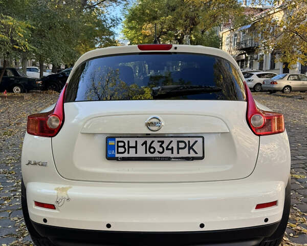 Белый Ниссан Жук, объемом двигателя 1.62 л и пробегом 126 тыс. км за 10999 $, фото 8 на Automoto.ua