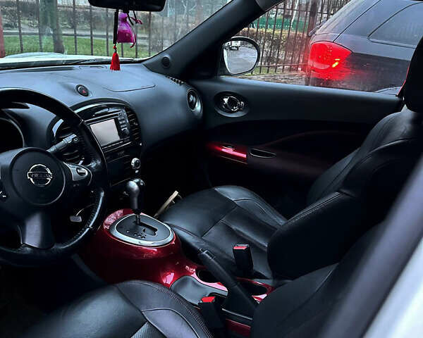 Белый Ниссан Жук, объемом двигателя 1.6 л и пробегом 128 тыс. км за 10700 $, фото 5 на Automoto.ua