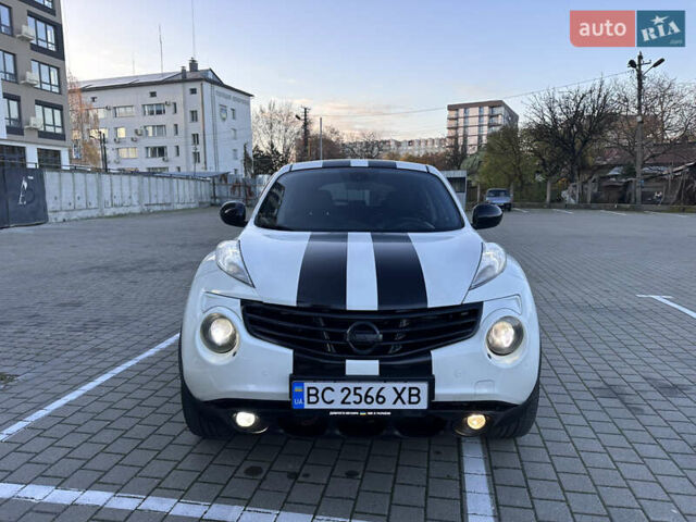 Білий Ніссан Жук, об'ємом двигуна 1.62 л та пробігом 226 тис. км за 10800 $, фото 1 на Automoto.ua