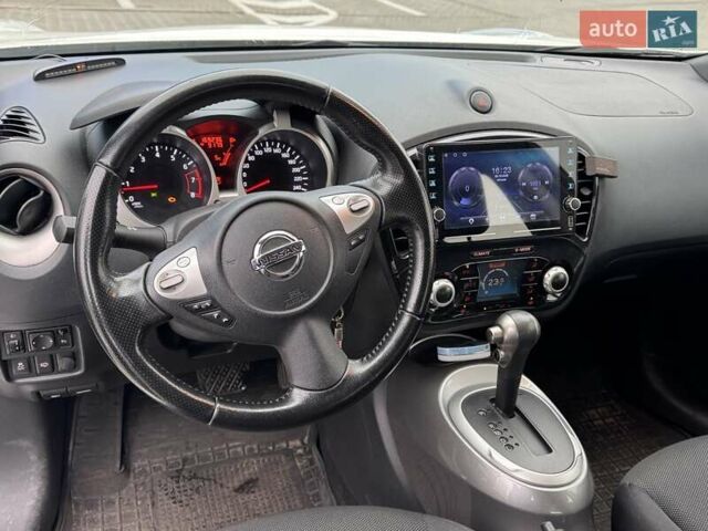 Белый Ниссан Жук, объемом двигателя 1.6 л и пробегом 169 тыс. км за 9500 $, фото 4 на Automoto.ua