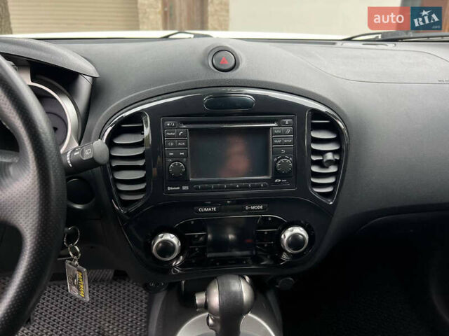 Белый Ниссан Жук, объемом двигателя 1.6 л и пробегом 88 тыс. км за 8900 $, фото 17 на Automoto.ua