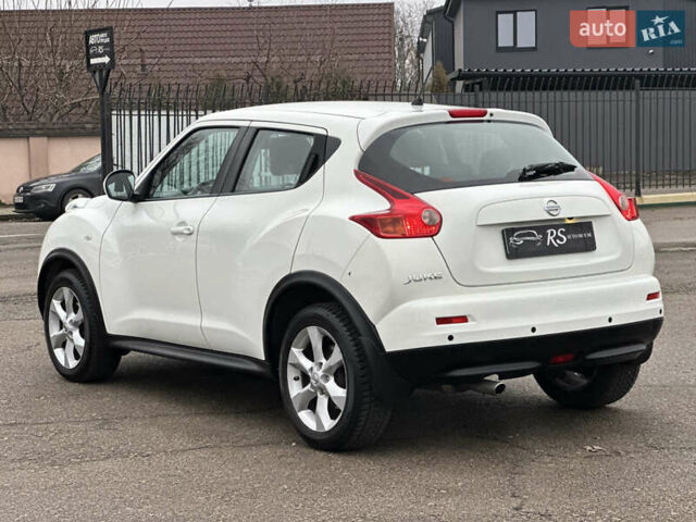Белый Ниссан Жук, объемом двигателя 1.6 л и пробегом 159 тыс. км за 9700 $, фото 6 на Automoto.ua