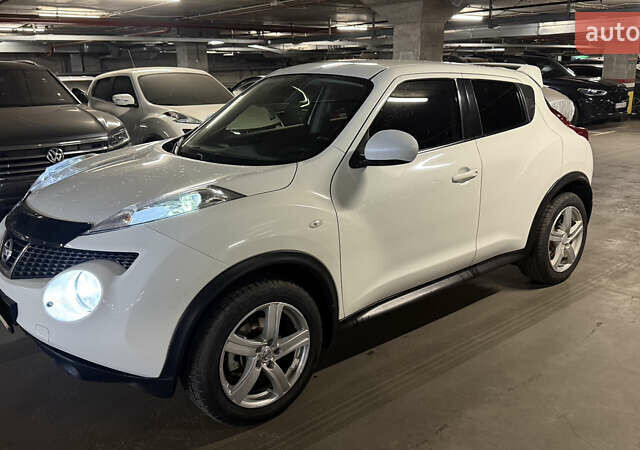 Білий Ніссан Жук, об'ємом двигуна 1.6 л та пробігом 140 тис. км за 8500 $, фото 1 на Automoto.ua