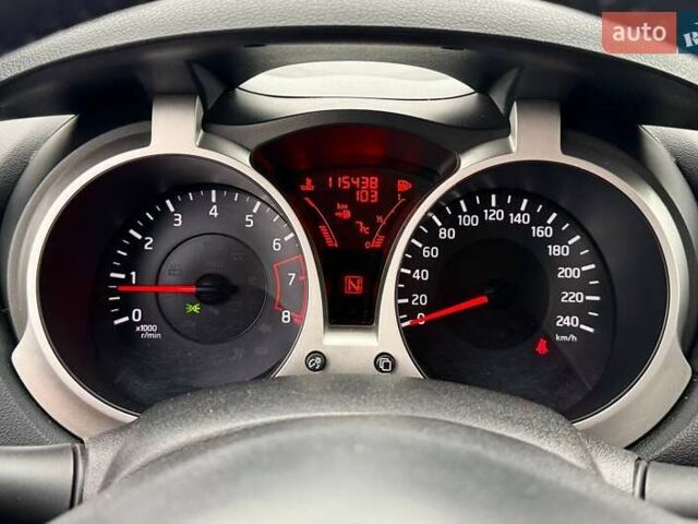 Белый Ниссан Жук, объемом двигателя 1.6 л и пробегом 115 тыс. км за 9900 $, фото 32 на Automoto.ua