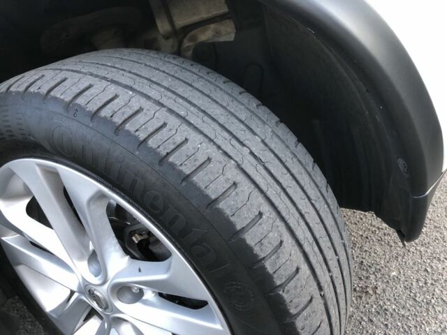 Белый Ниссан Жук, объемом двигателя 1.6 л и пробегом 112 тыс. км за 10000 $, фото 15 на Automoto.ua