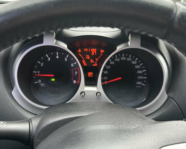 Белый Ниссан Жук, объемом двигателя 1.6 л и пробегом 141 тыс. км за 9200 $, фото 2 на Automoto.ua