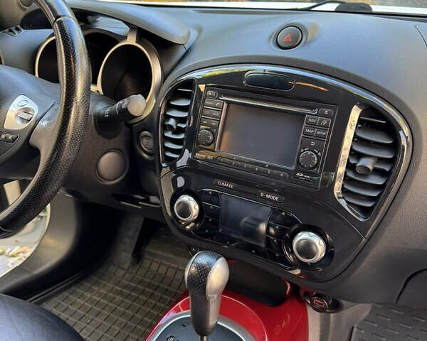 Белый Ниссан Жук, объемом двигателя 1.62 л и пробегом 126 тыс. км за 10999 $, фото 24 на Automoto.ua