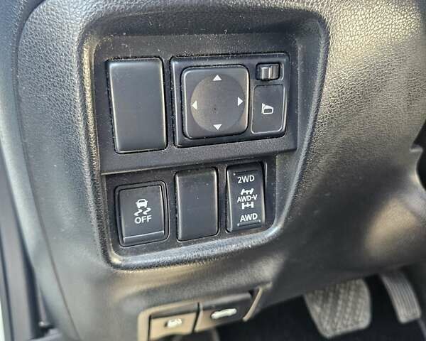 Білий Ніссан Жук, об'ємом двигуна 1.6 л та пробігом 192 тис. км за 8950 $, фото 11 на Automoto.ua